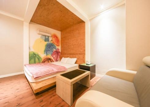 Chung cư 1000 m² 1 phòng ngủ, 1 phòng tắm riêng ở Uichang-gu Changwon Ngoại thất bức ảnh